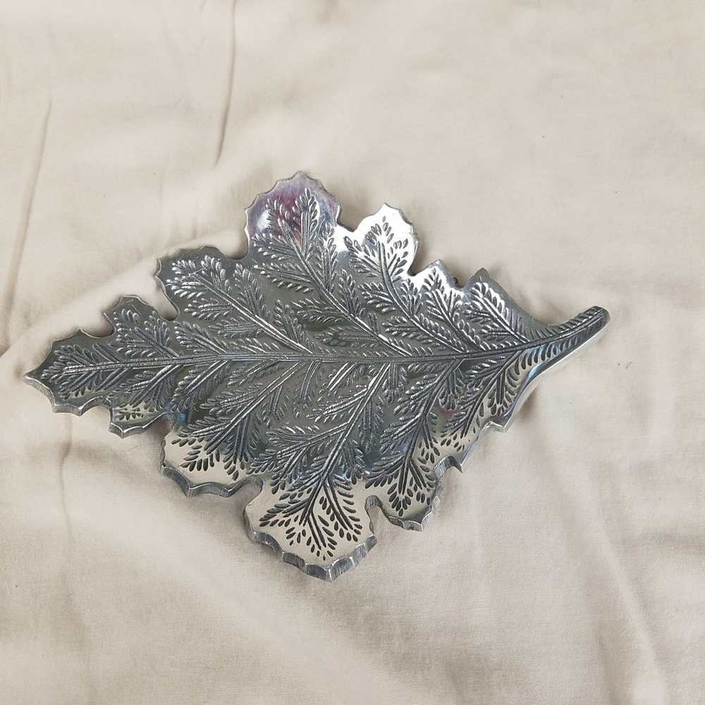 Silver Leaf Fall Center Piece Metal Leaf coin Tray Soap dish Embossed trinket